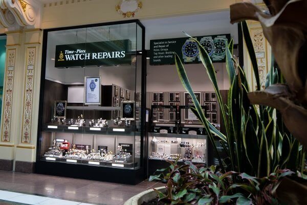 Trafford Centre Watch Store